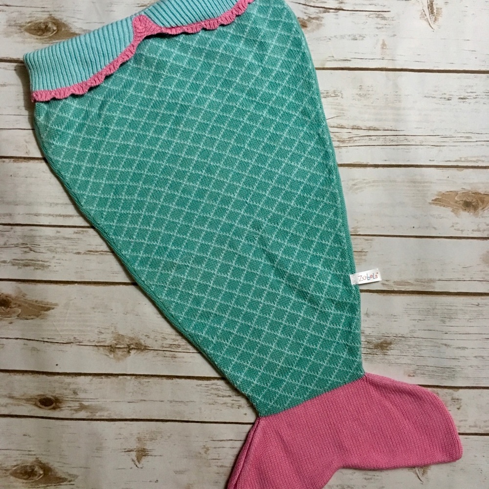 Zubels 100% hand knit mermaid blanket